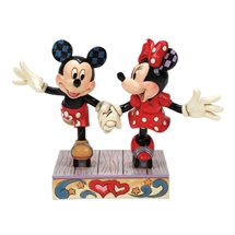 Disney Traditions - A Sweet Skate, Minnie & Mickey